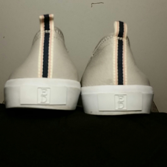 Women's Grey Slip On Leather Shoes - Picture 6 of 10